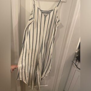 EVERLILY Striped Blue and Cream Sleeveless Romper sz Xl worn once